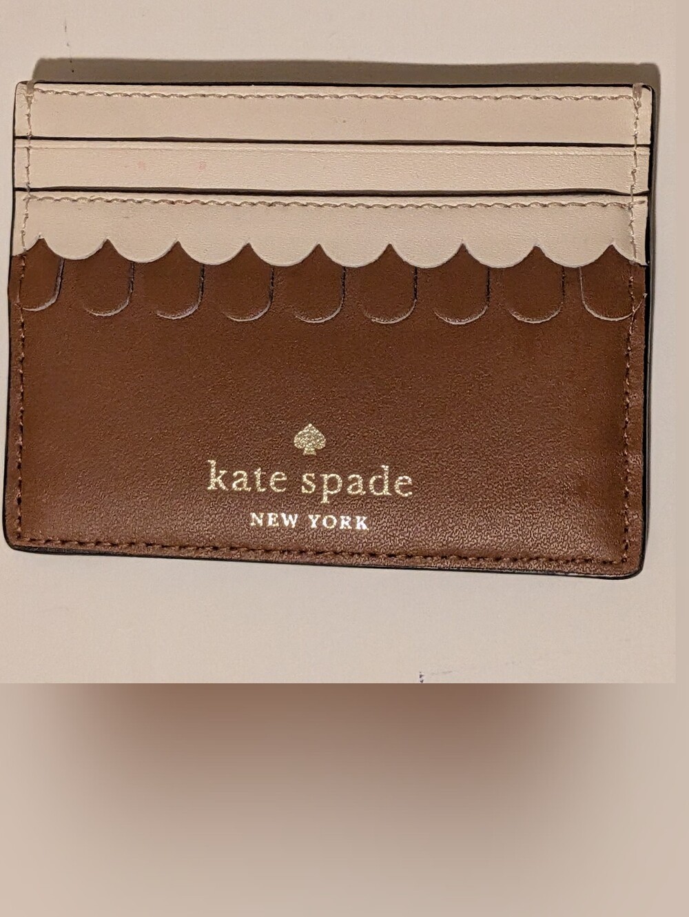 kate spade Ginger Bread House Brown and Cream Scalloped Leather Card Holder